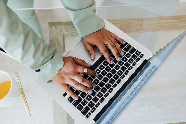 What benefits does machine learning bring to UK marketing analytics?